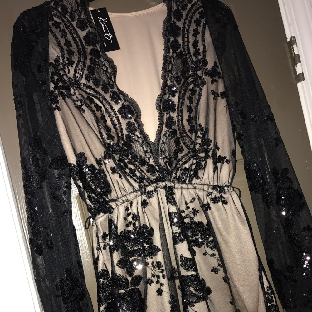Sequin and lace romper ✨✨✨ by KIVENST - Picture 4 of 8